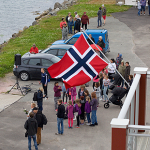 2015-08-01-erna-solberg-melbu-1440-flagging-660-440