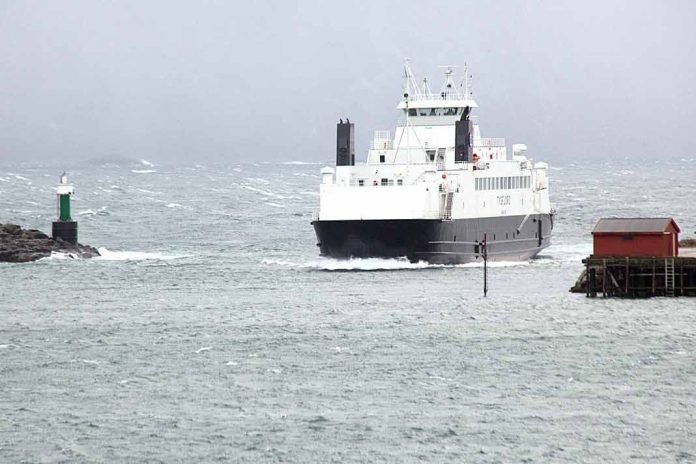 tysfjord ferge ferga 1068