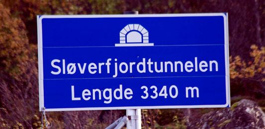 Sløverfjordtunellen