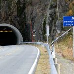 2016-11-26-e10-skilt-tunell-sloverfjord-apning-1068-712