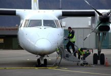 Vil vurdere «beboerrabatt» i Nord-Norge stokmarknes lufthavn skagen widerøe avinor samferdsel luftfart