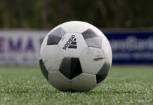 Reagerer på vedtektsrot rundt spillemidler til idrettshallen fotball mil rundingen spill idrett sport